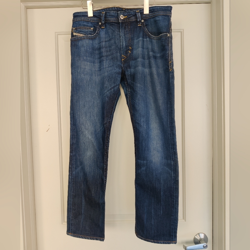*Damaged* Diesel Thavar Jeans - Picture 8 of 13
